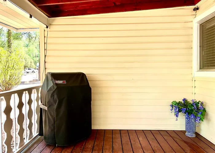 Hidden Gem Retreat In The Heart Of *