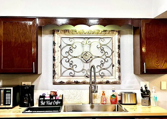 Hidden Gem Retreat In The Heart Of *